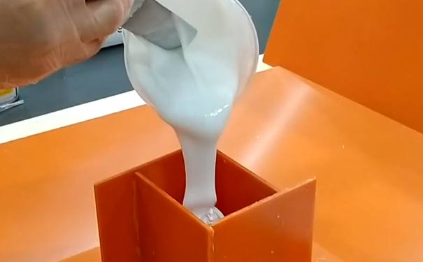 模具硅橡膠灌模時(shí)間是什么？