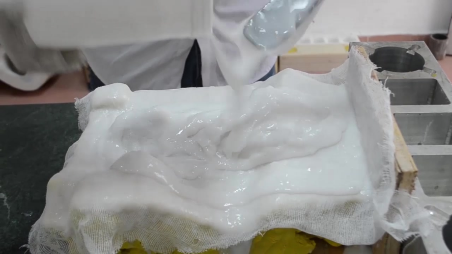 模具硅膠刷模如何使用，有什么需要注意的 ？