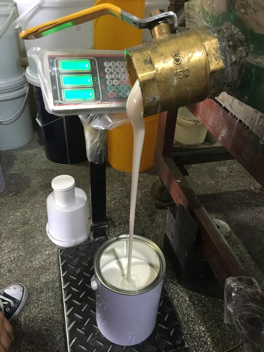 液態(tài)硅膠產(chǎn)品出現(xiàn)流紋路的原因是什么？